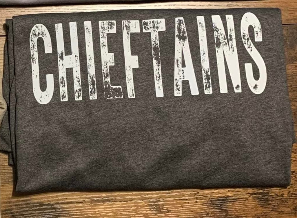 Chieftains Distressed white